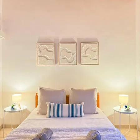 5-min Walk To - Bright 2-br With Private Garden & Sunset Views Holiday home Voroklini